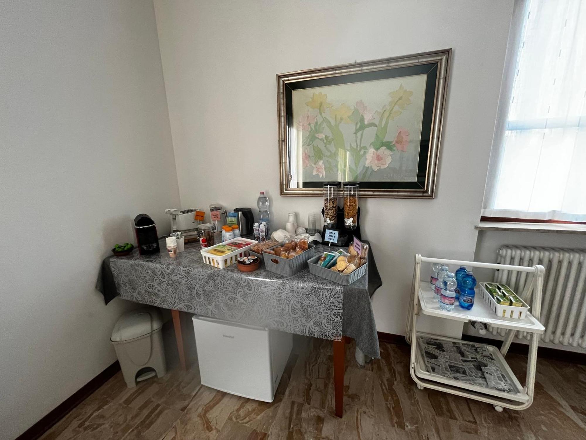 R&B Emilia Bed & Breakfast Cadeo Eksteriør bilde