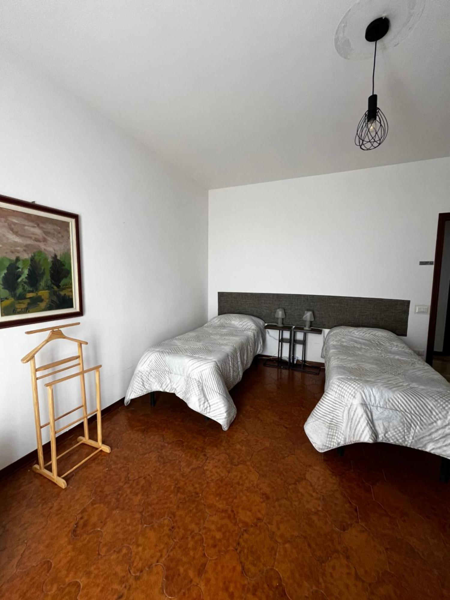 R&B Emilia Bed & Breakfast Cadeo Eksteriør bilde